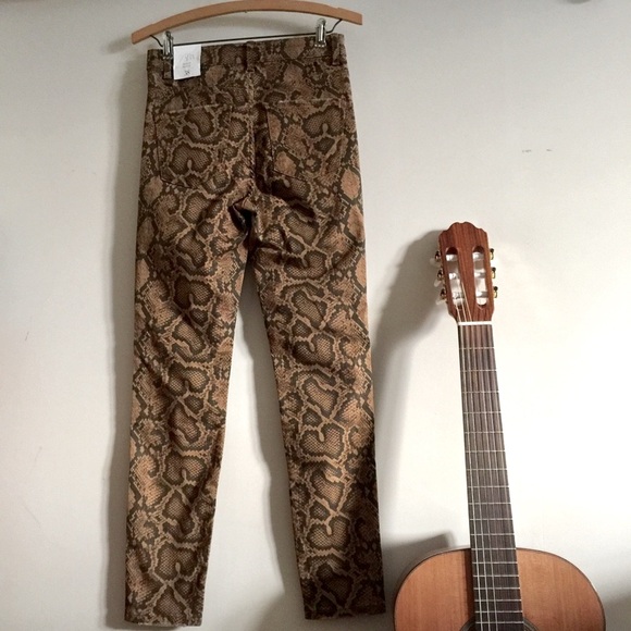 Zara Hi-Rise Snakeskin Print Jeans - Picture 7 of 8